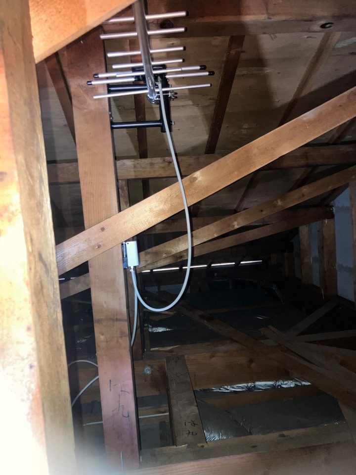大阪府堺市/地デジアンテナ 屋根裏設置(施工後)